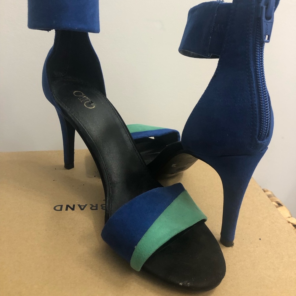 Cato strap sandal